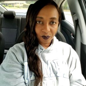 Meet your Posher, Renee